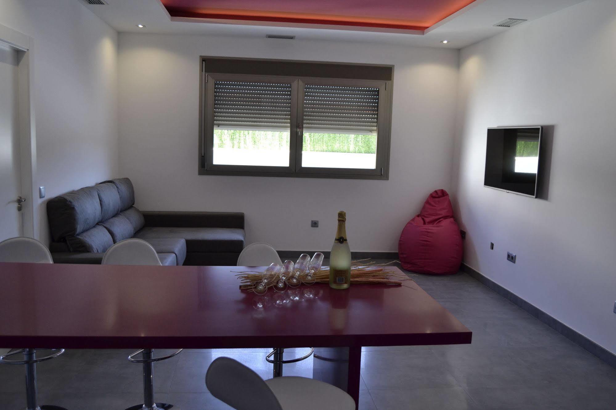 Apartamentos Turísticos Clavero Almagro Exterior foto