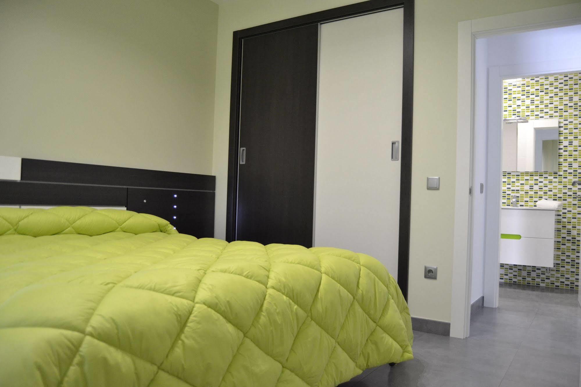 Apartamentos Turísticos Clavero Almagro Exterior foto